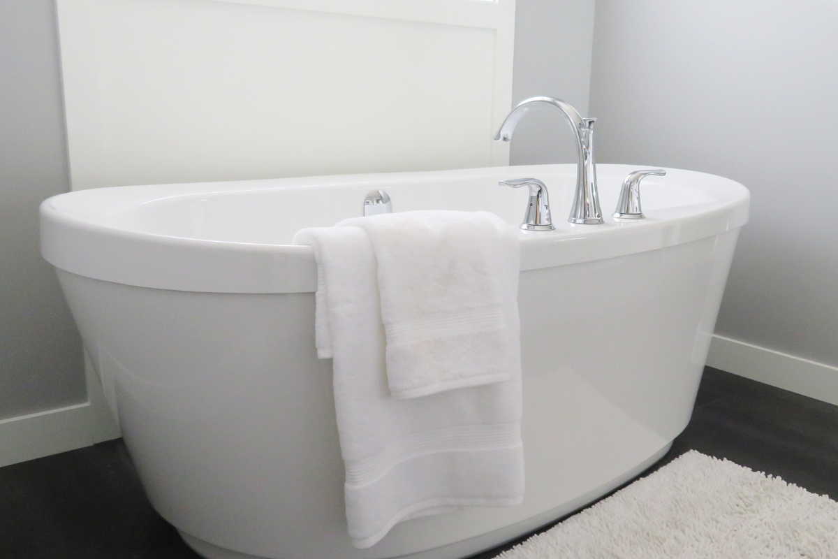 Bath Sheets vs Towels: Which Is Right for You? Full Comparison and Guide