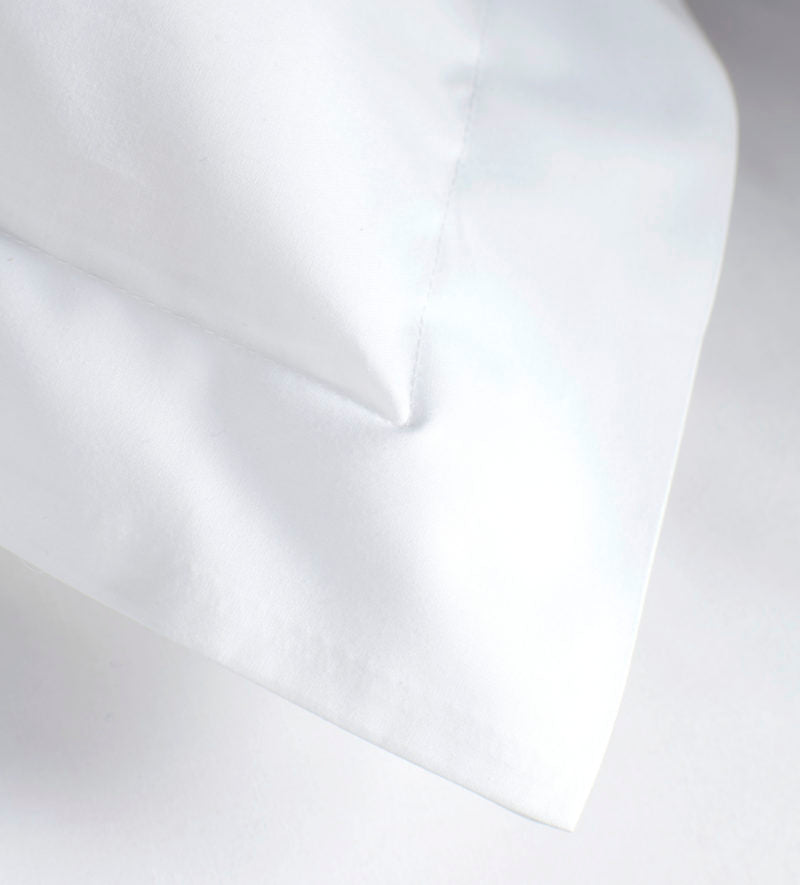 Crisp, Cool, and Classic: Why Percale Bedding Feels Like a 5-Star Hotel
