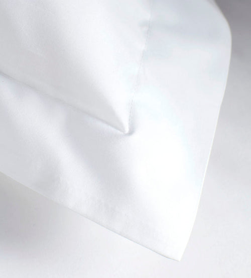 Crisp, Cool, and Classic: Why Percale Bedding Feels Like a 5-Star Hotel
