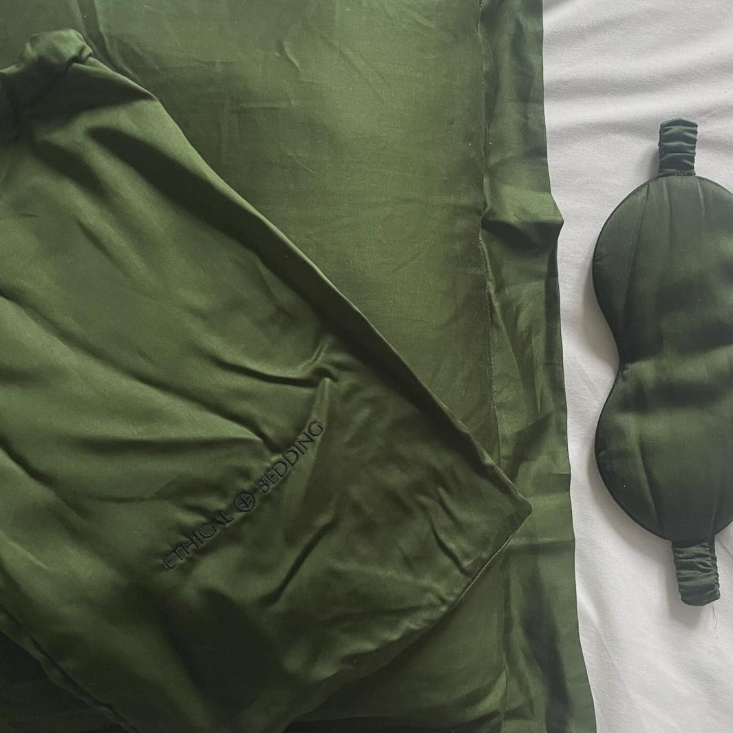 Paar Kissenbezüge aus Eukalyptusseide in Waldgrün (Bestseller)