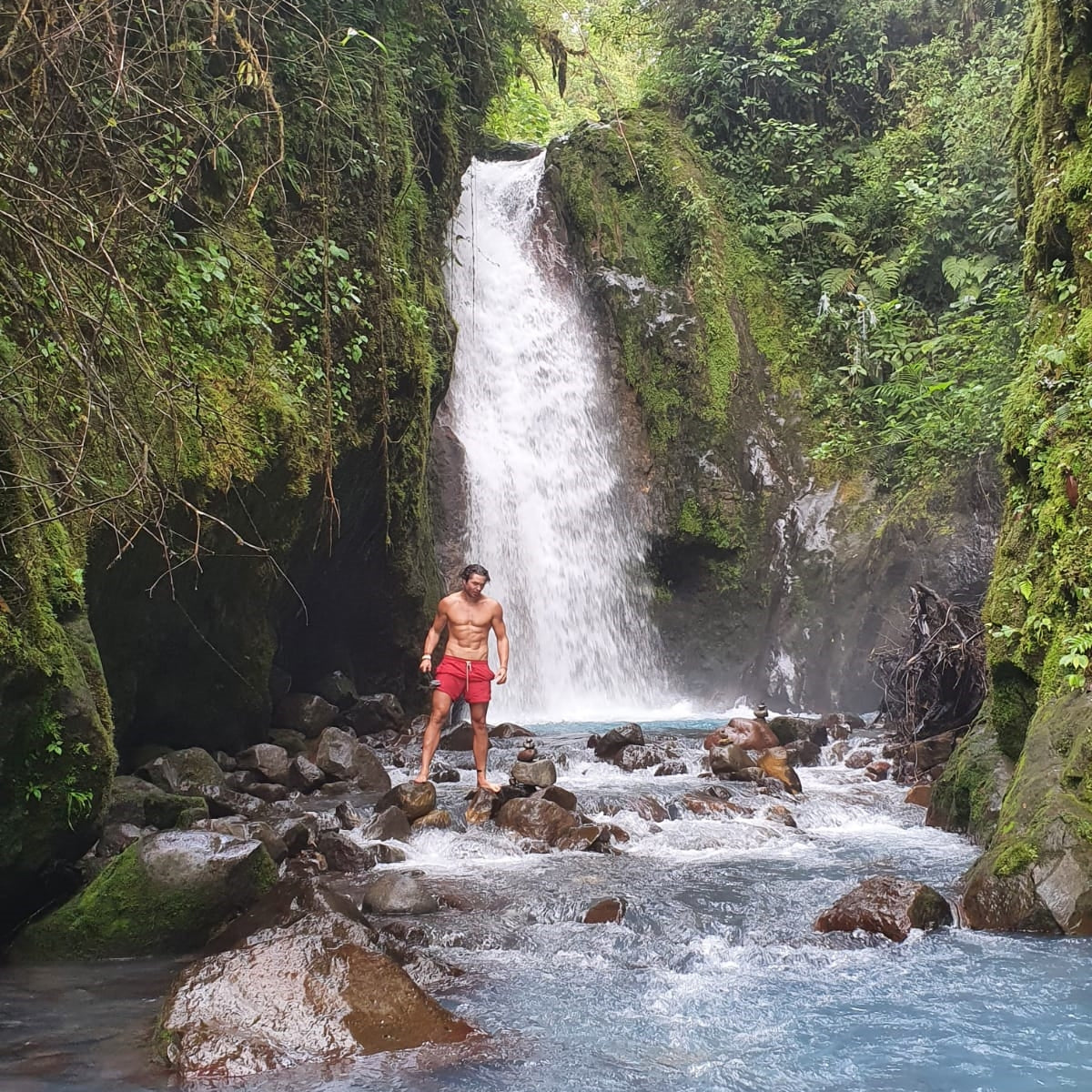 ethical-bedding-founder-james-higgins-bed-sheets